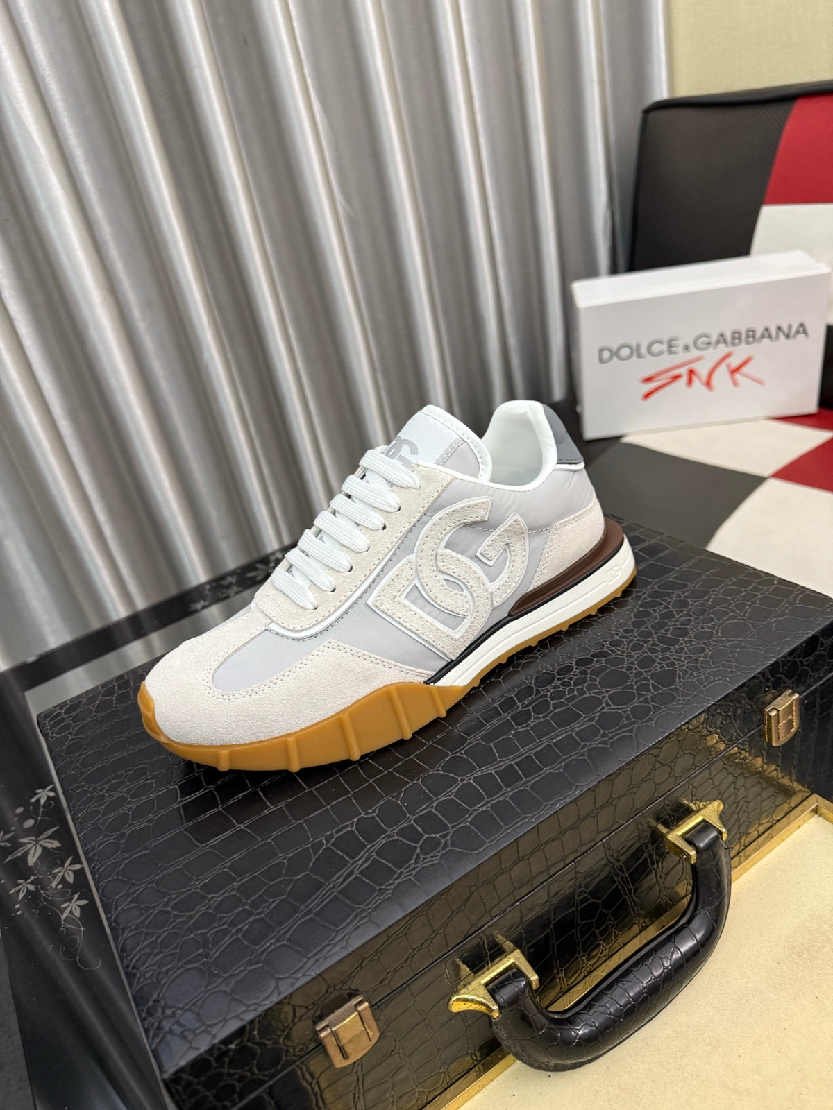 Dolce & Gabbana DG Silk Calfskin & Nubuck Casual Sneakers