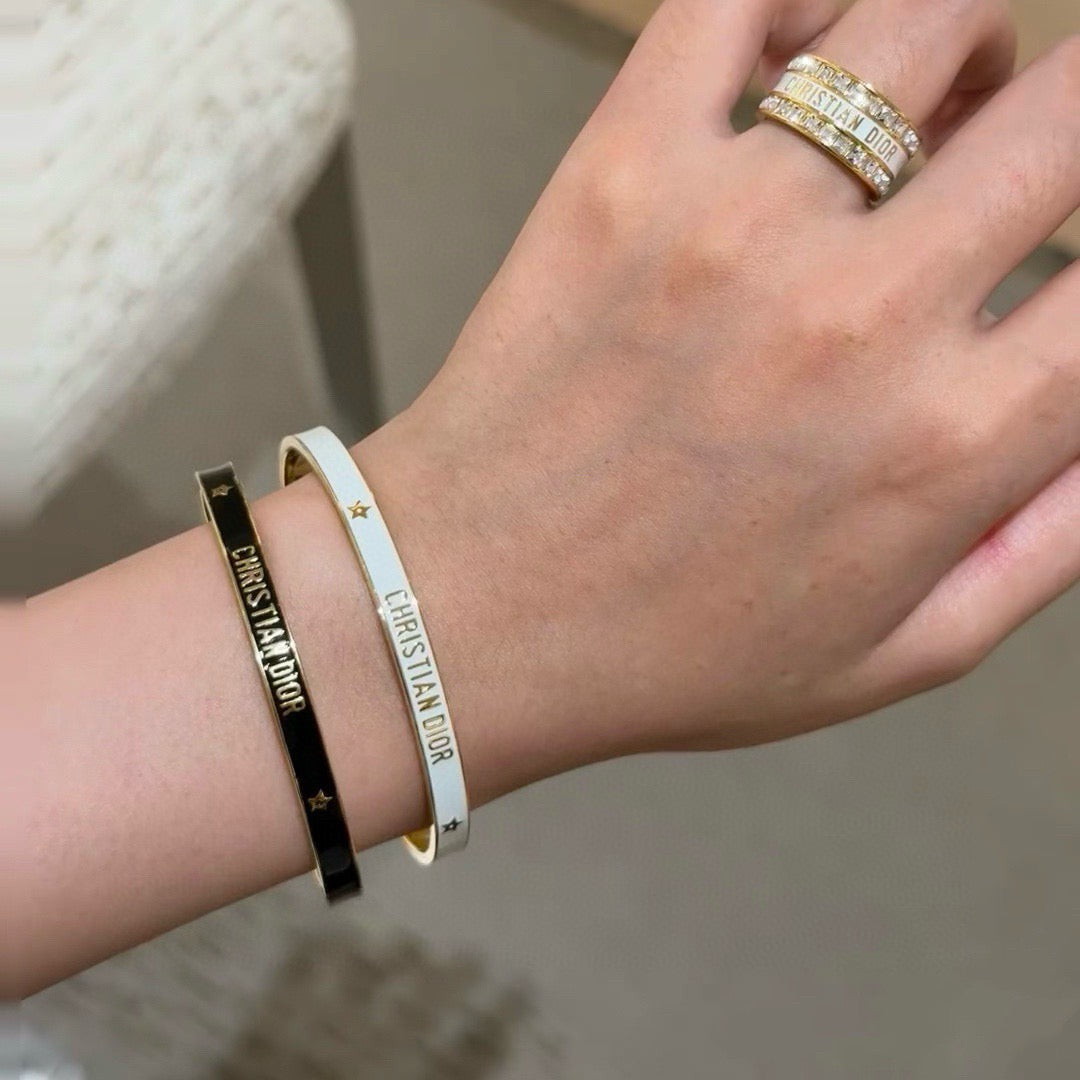 white floral Bangle for women - alternate angle view 9