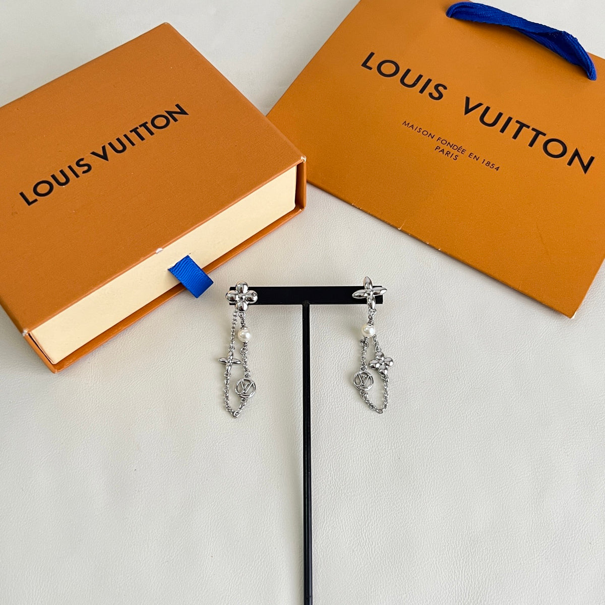 vintage Stud Earrings for women - alternate angle view 2