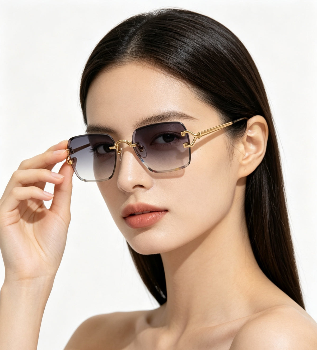 fashion accessory for women - product detail view
