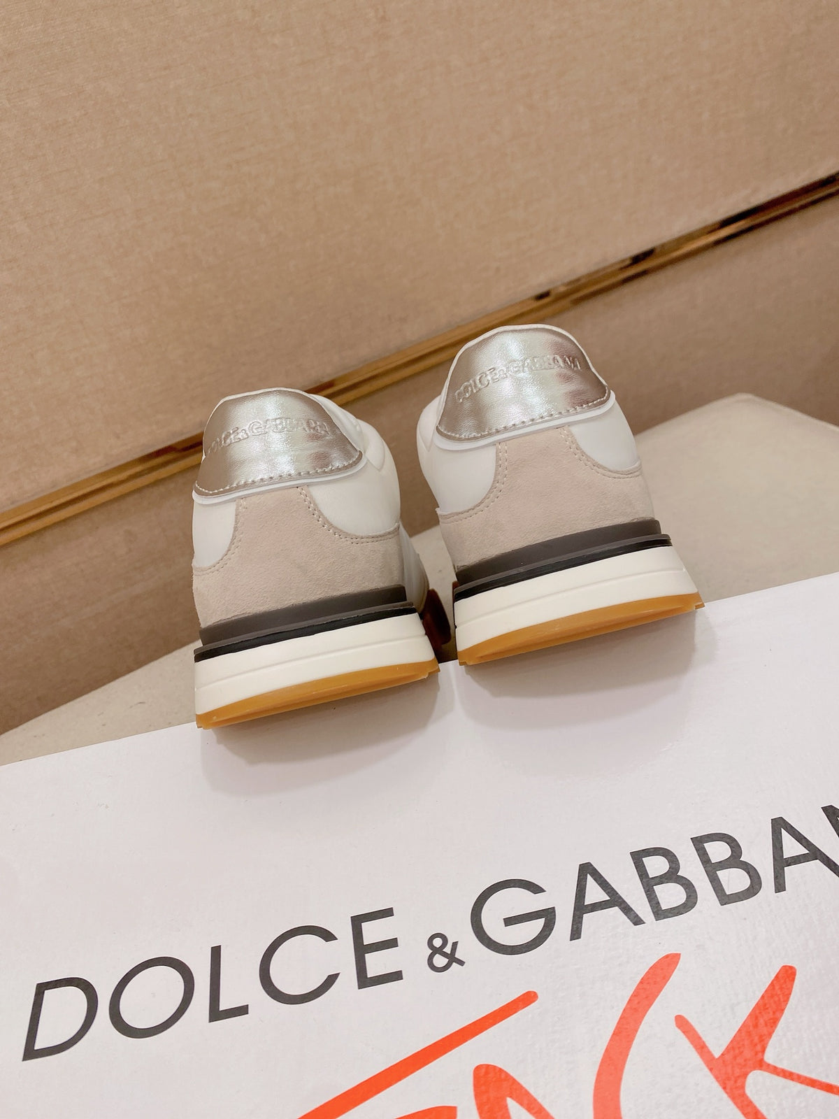 Dolce & Gabbana DG Couple's Athletic Casual Sneakers