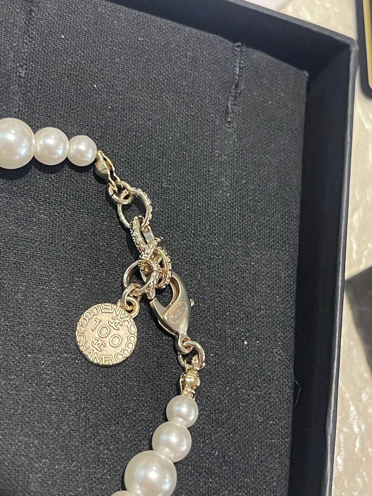 pearl Bracelet for women - alternate angle view 8