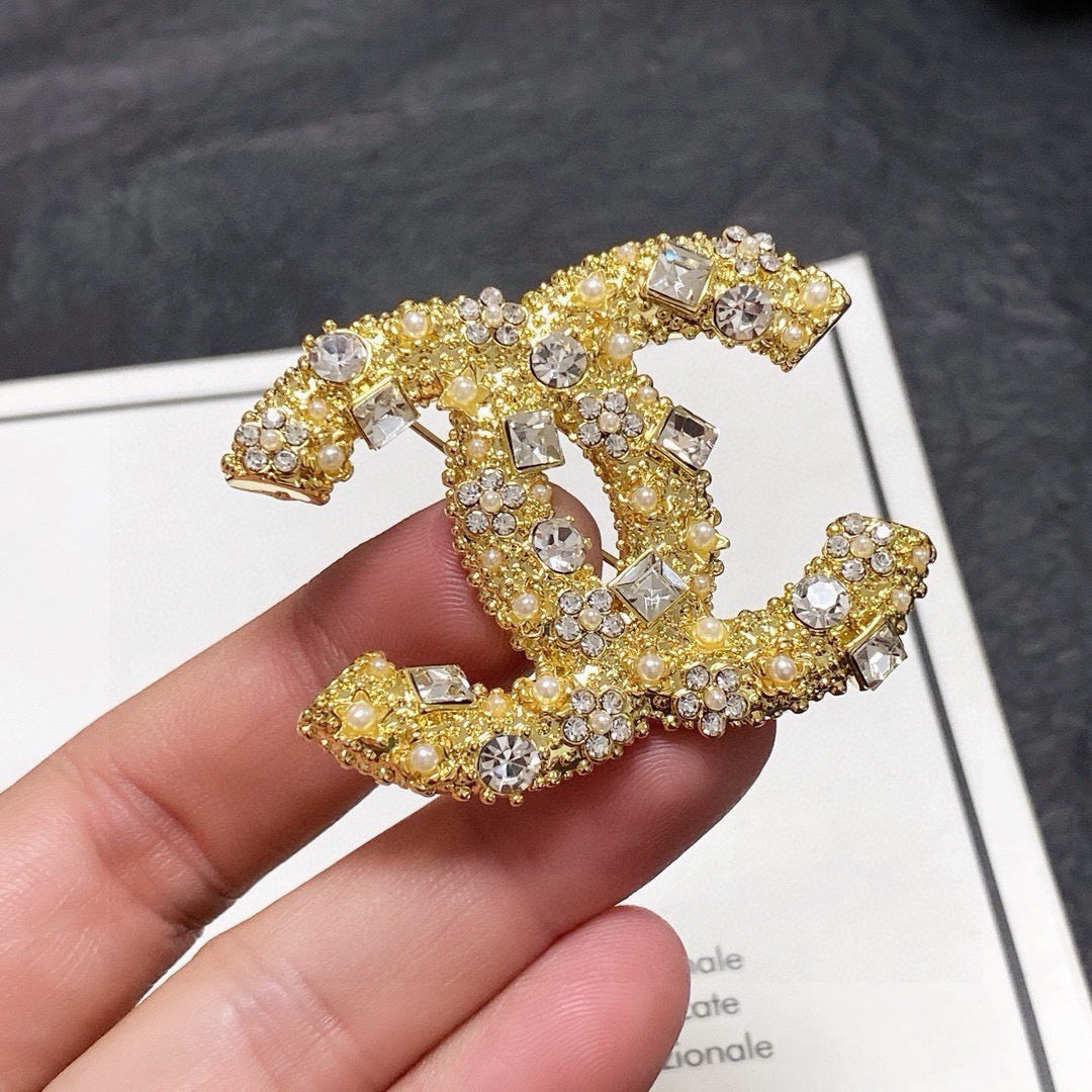 gold crystal Suit for men and women - product detail view
