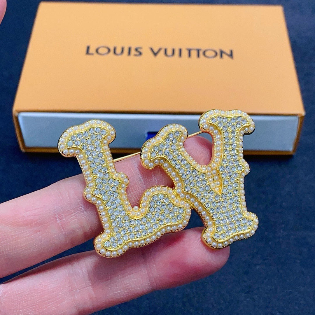 gold pearl letter Suit for men and women - alternate angle view 8