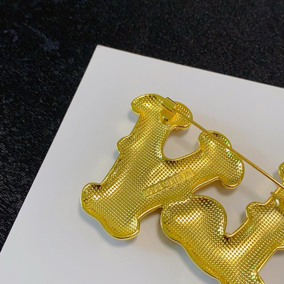 gold pearl letter Suit for men and women - alternate angle view 5