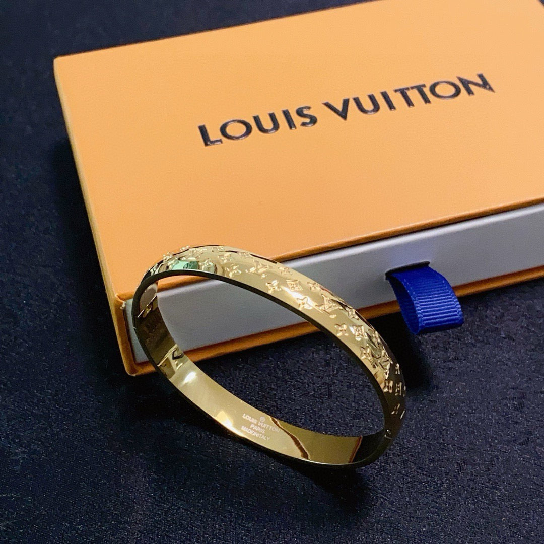 white letter Bangle for women - alternate angle view 9
