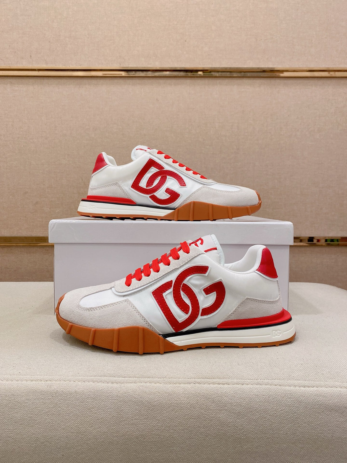 Dolce & Gabbana DG Couple's Athletic Casual Sneakers