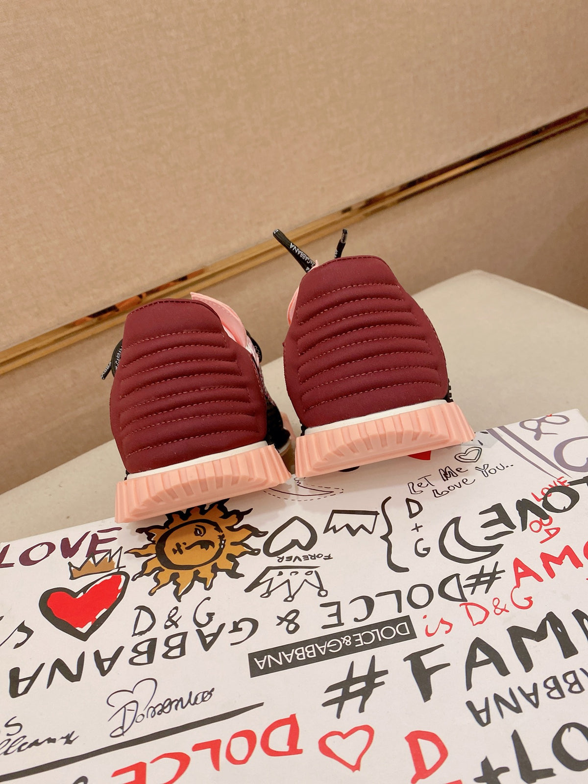 Dolce & Gabbana DG Couple's Athletic Casual Sneakers