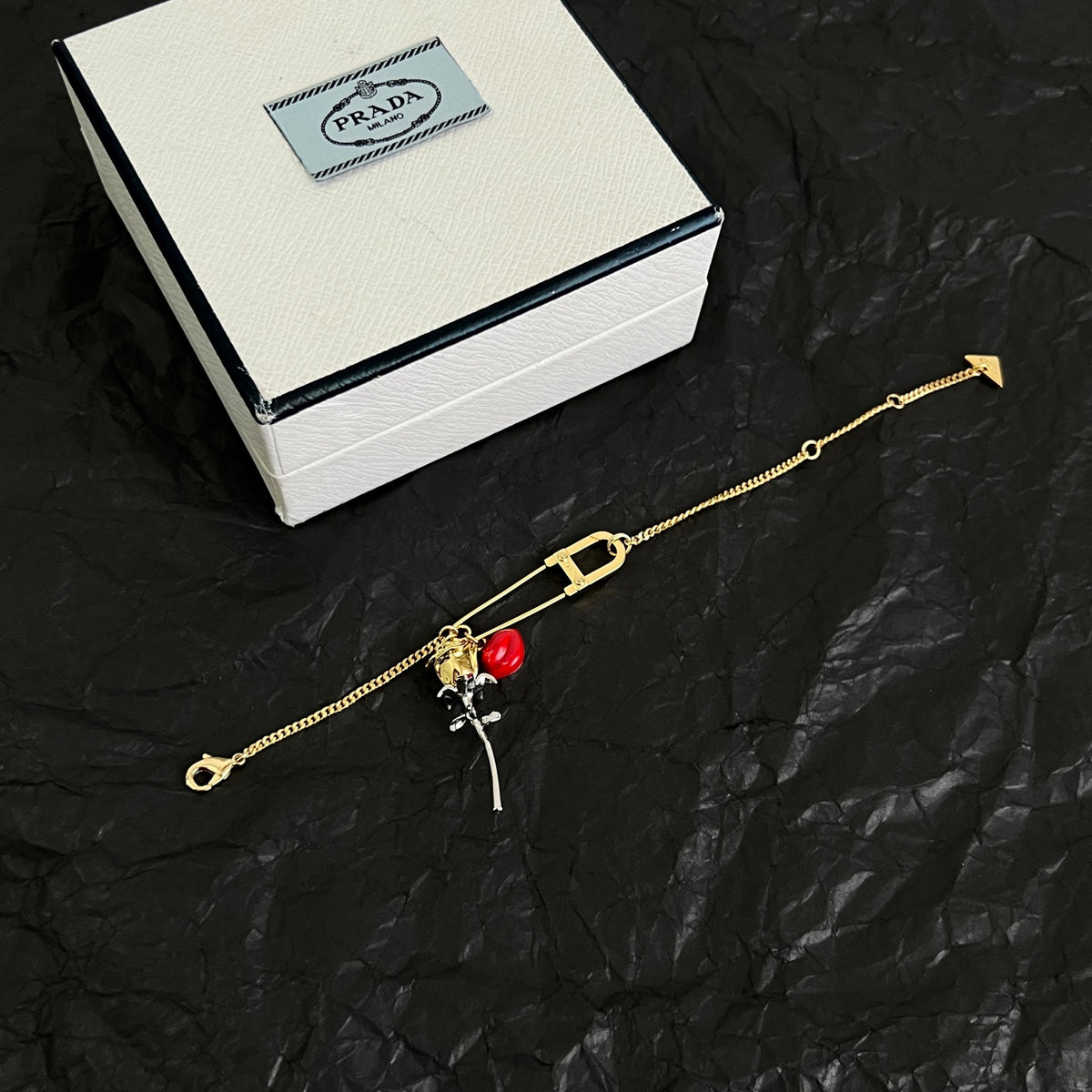 stylish Bracelet for women - alternate angle view 4