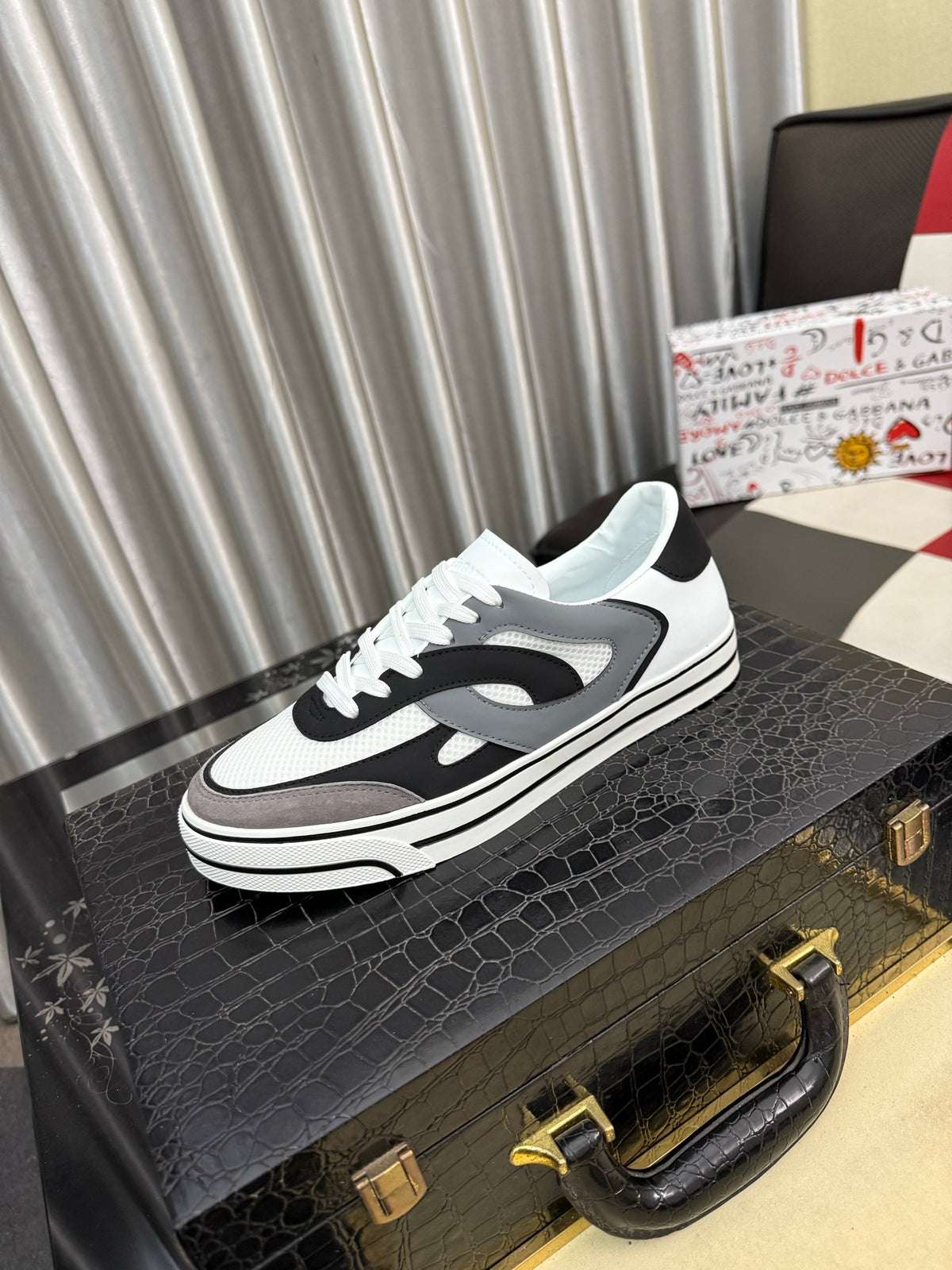 Dolce & Gabbana DG Silk Calfskin & Nubuck Casual Sneakers