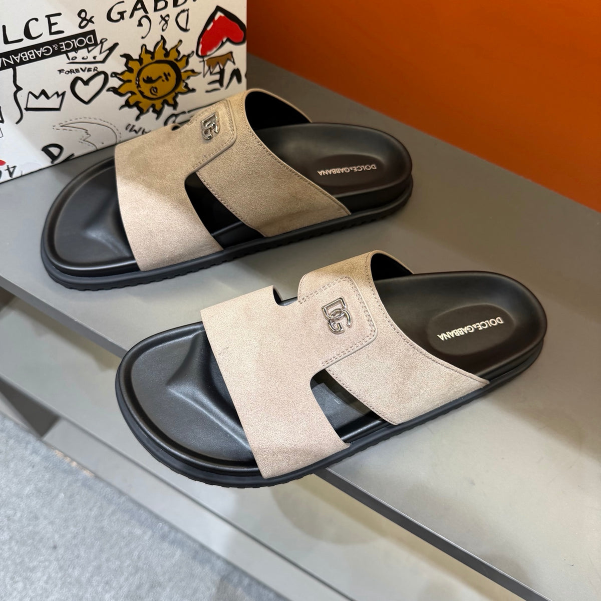 Dolce & Gabbana DG Men's Leather Strap Sandals with Aluminum Buckle