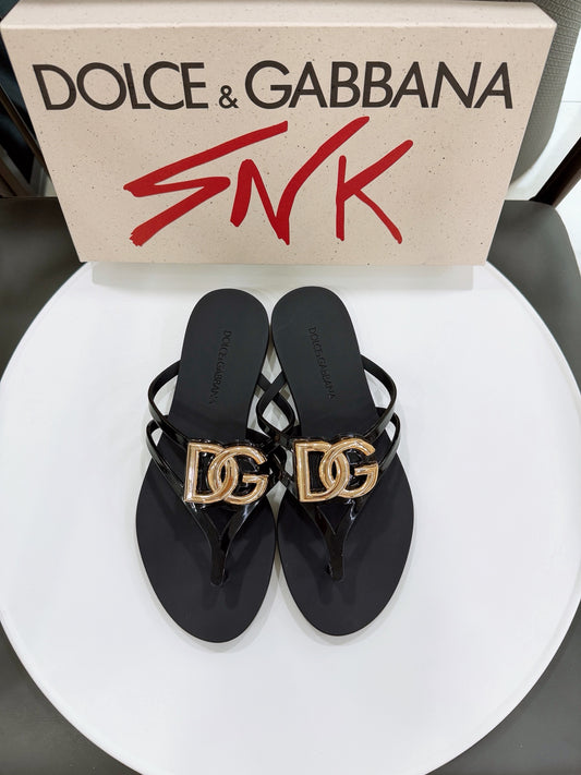 Dolce & Gabbana DG Men's Gold-Buckle TPU Flip Flops