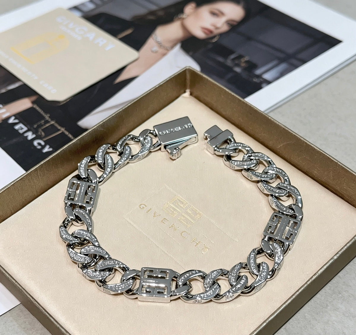 gold gold plated floral Bracelet for men - alternate angle view 4