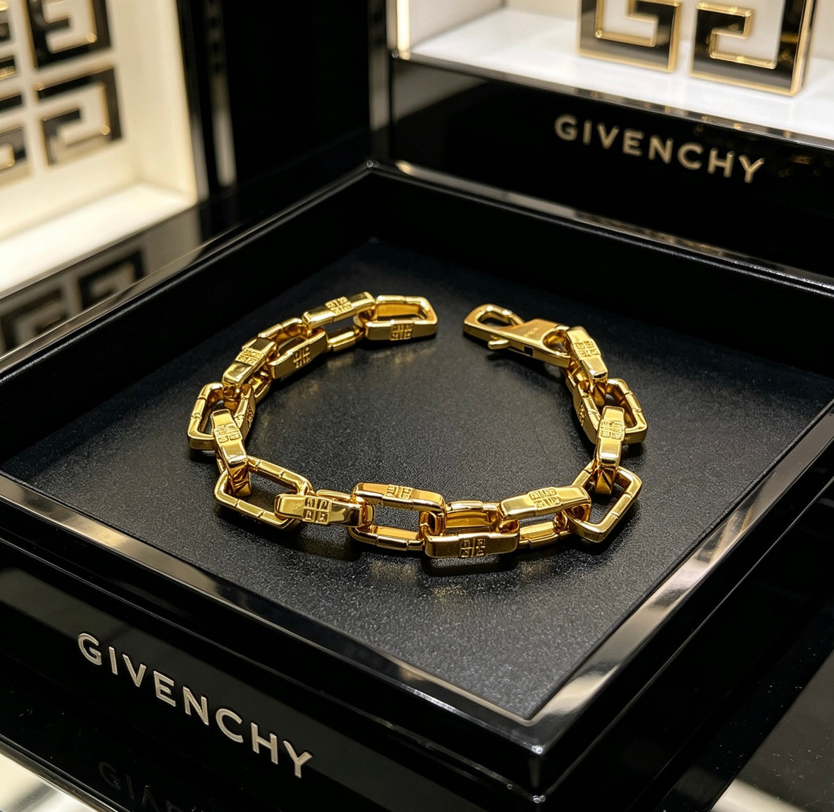 gold gold plated floral Bracelet for men - alternate angle view 7