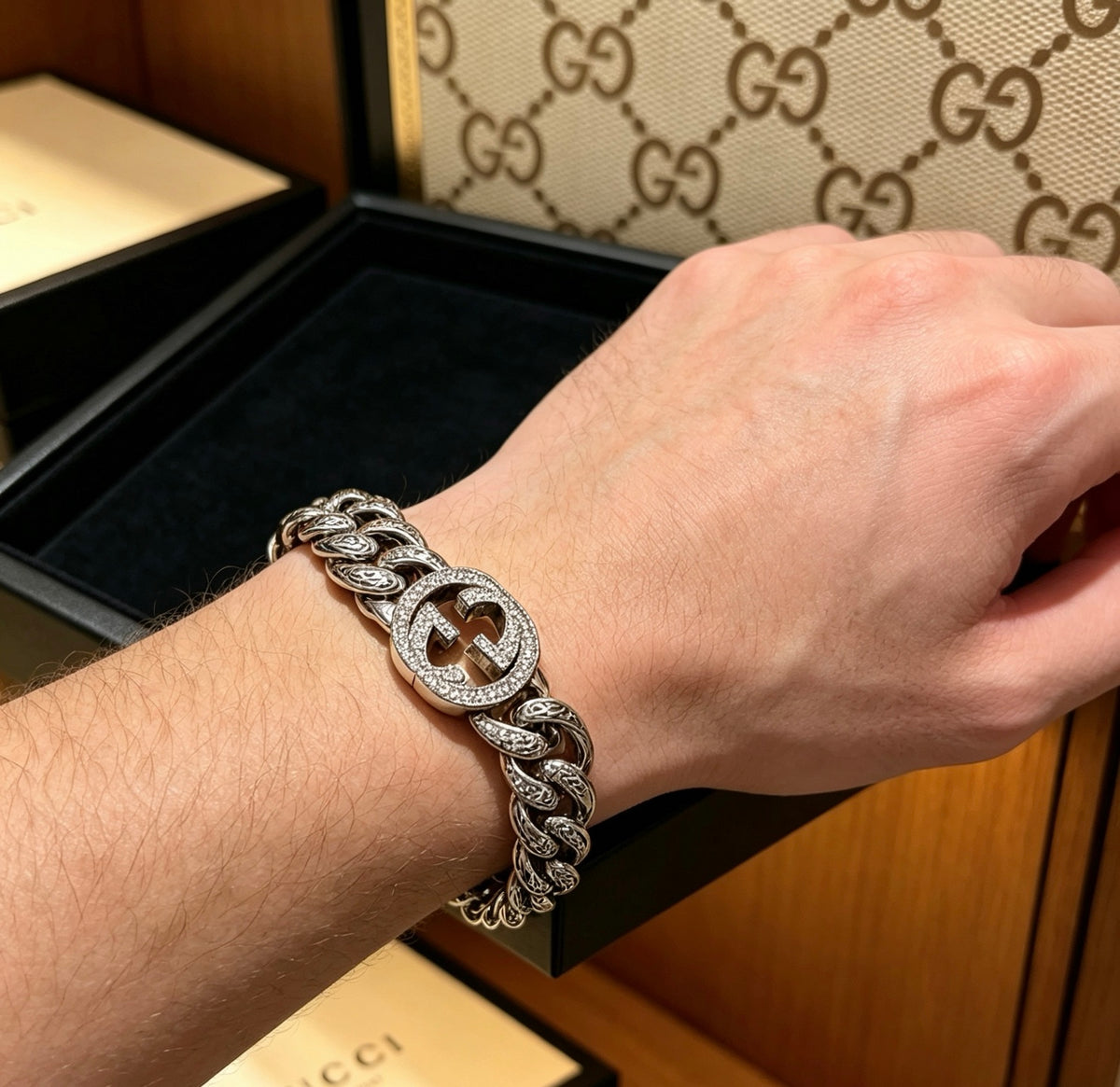 beige luxury Bracelet for men - alternate angle view 8