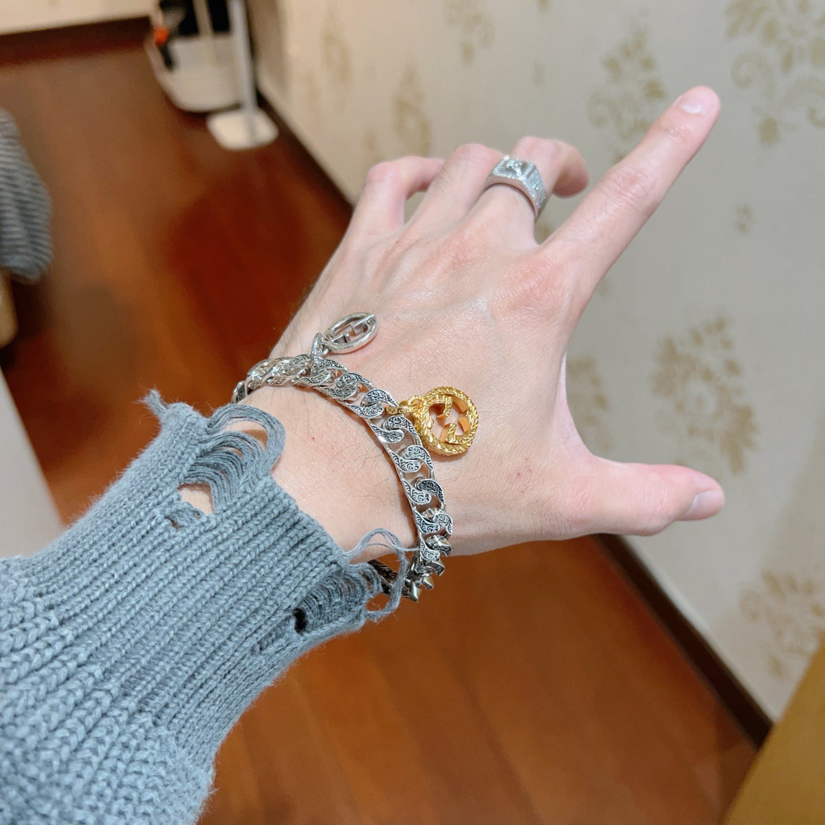 beige delicate Bracelet for men - alternate angle view 6