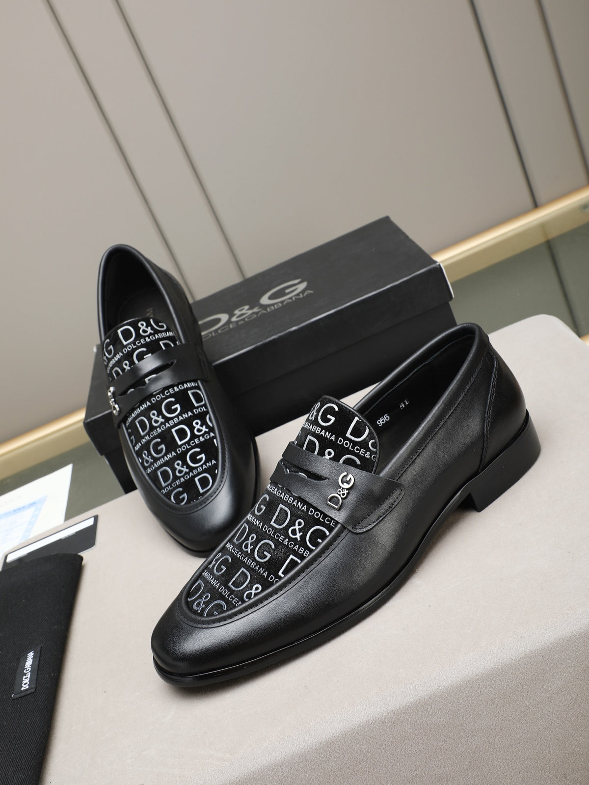 Dolce & Gabbana DG Men's Handcrafted Formal Dress Shoes