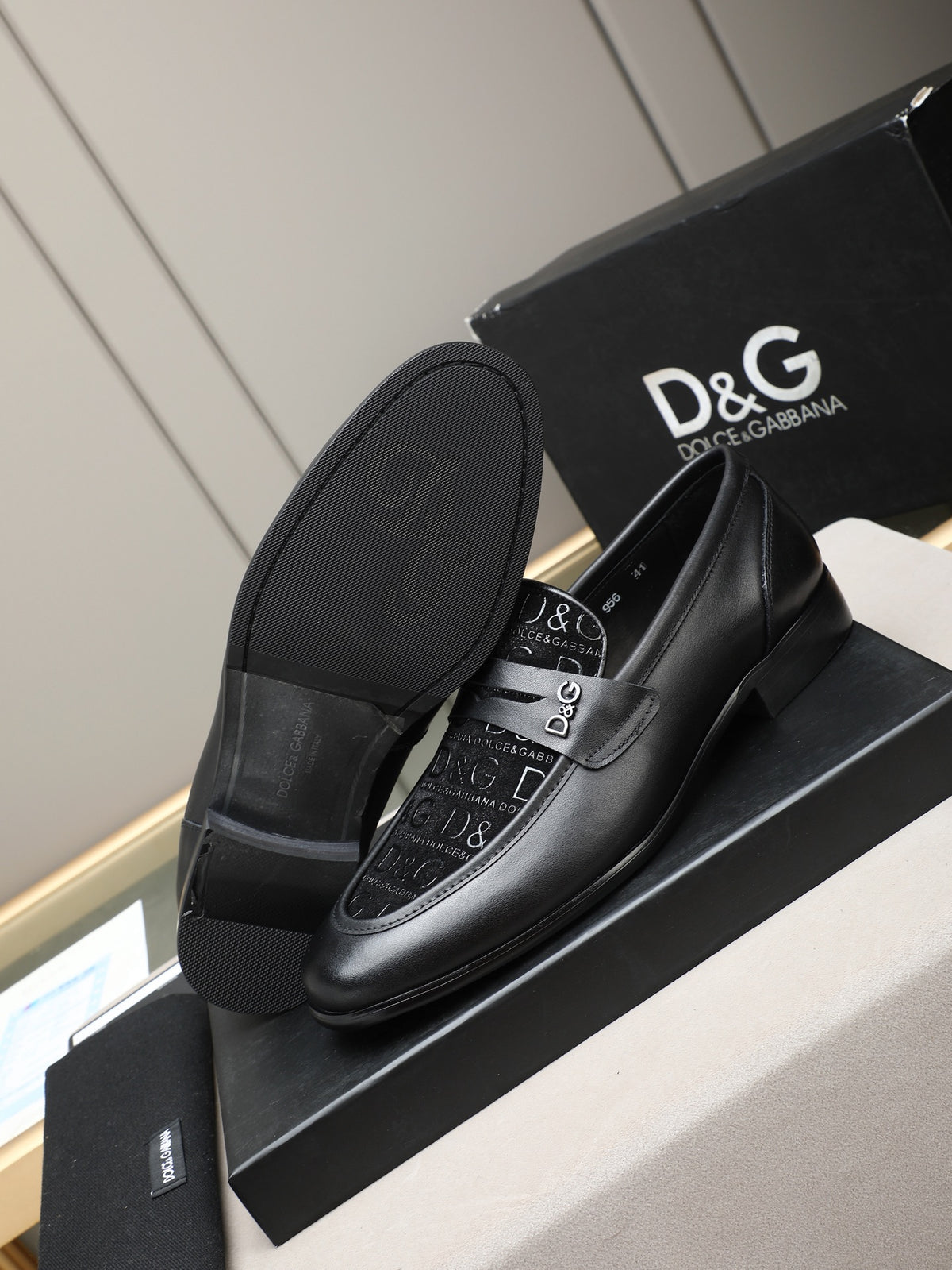 Dolce & Gabbana DG Men's Handcrafted Formal Dress Shoes