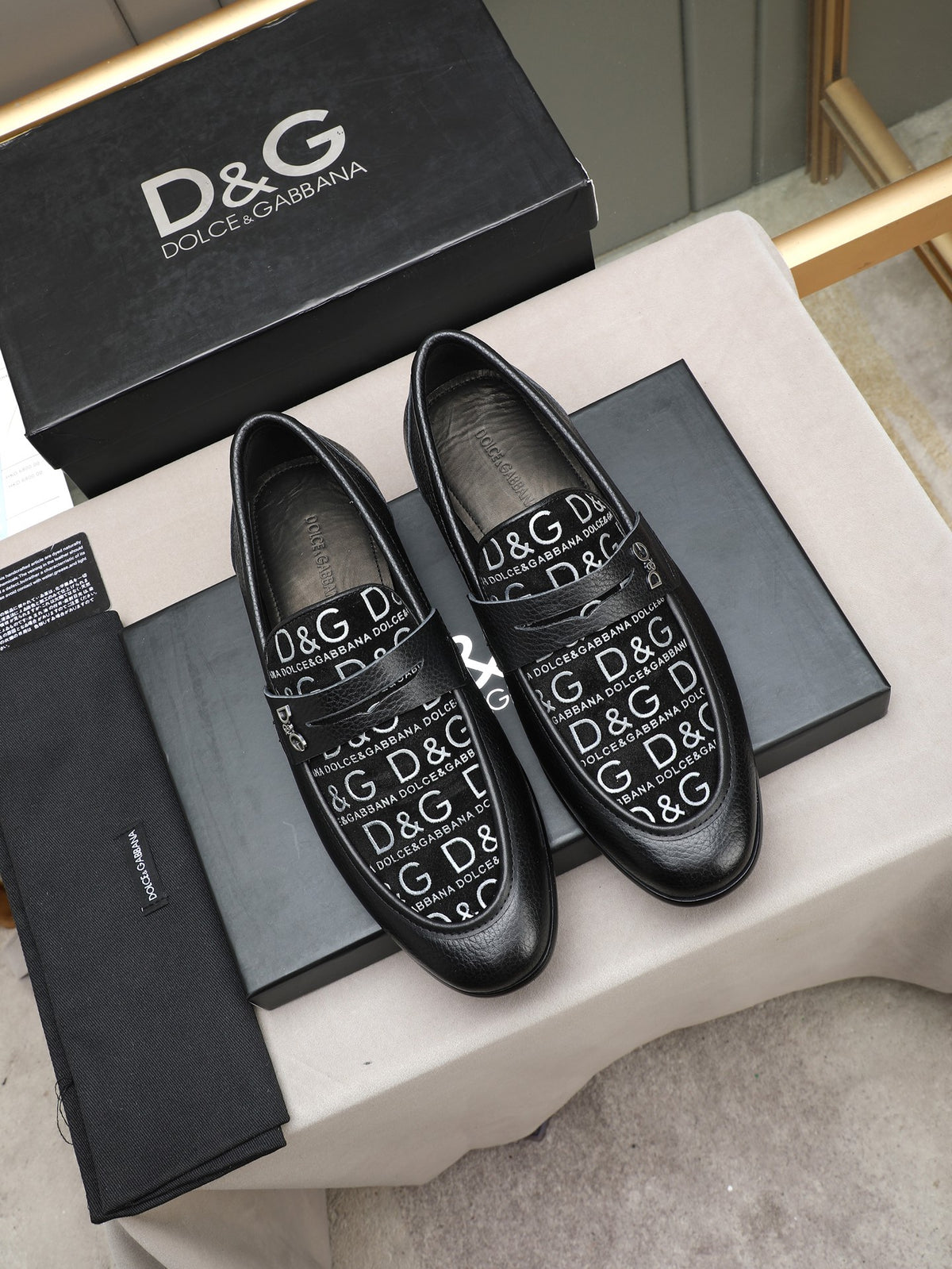 Dolce & Gabbana DG Men's Handcrafted Formal Dress Shoes