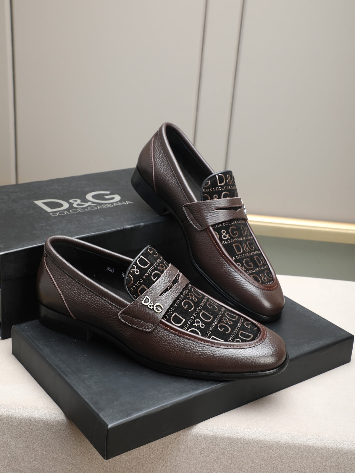 Dolce & Gabbana DG Men's Handcrafted Formal Dress Shoes