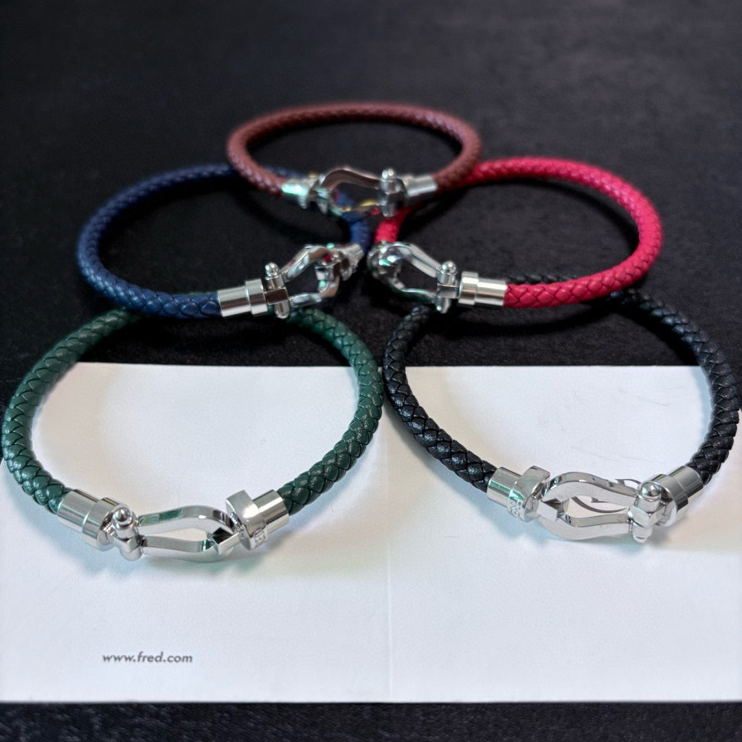 silver genuine leather versatile Bracelet for men - alternate angle view 9