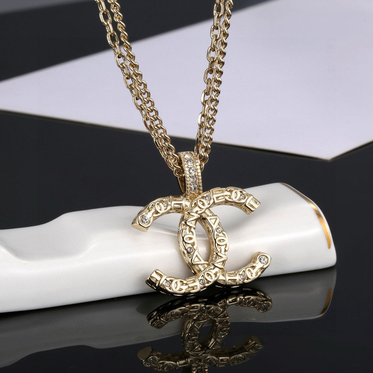 gift Ring for women - alternate angle view 6
