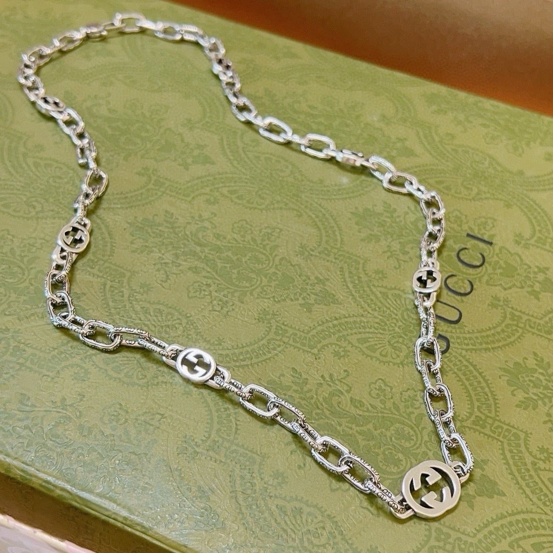 antique chain Necklace for women - alternate angle view 2