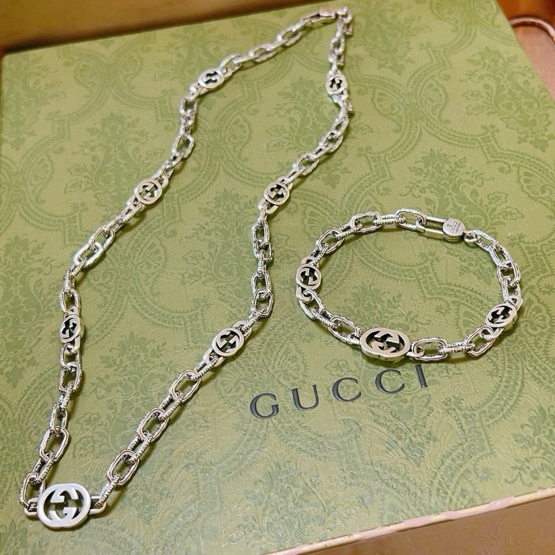 antique chain Necklace for women - alternate angle view 7