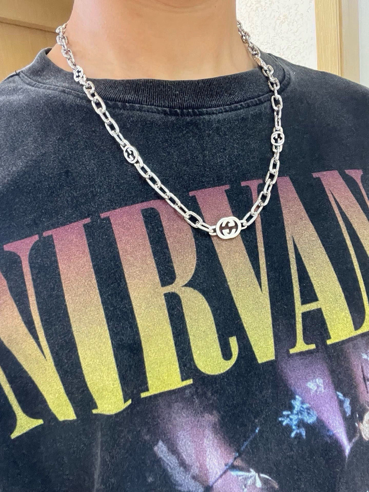 antique chain Necklace for women - alternate angle view 3