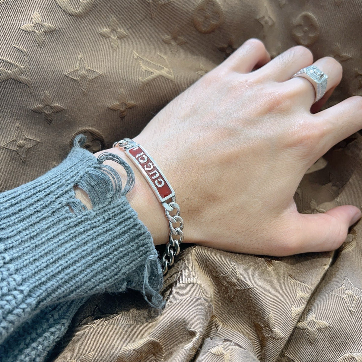 beige delicate Bracelet for men - alternate angle view 3