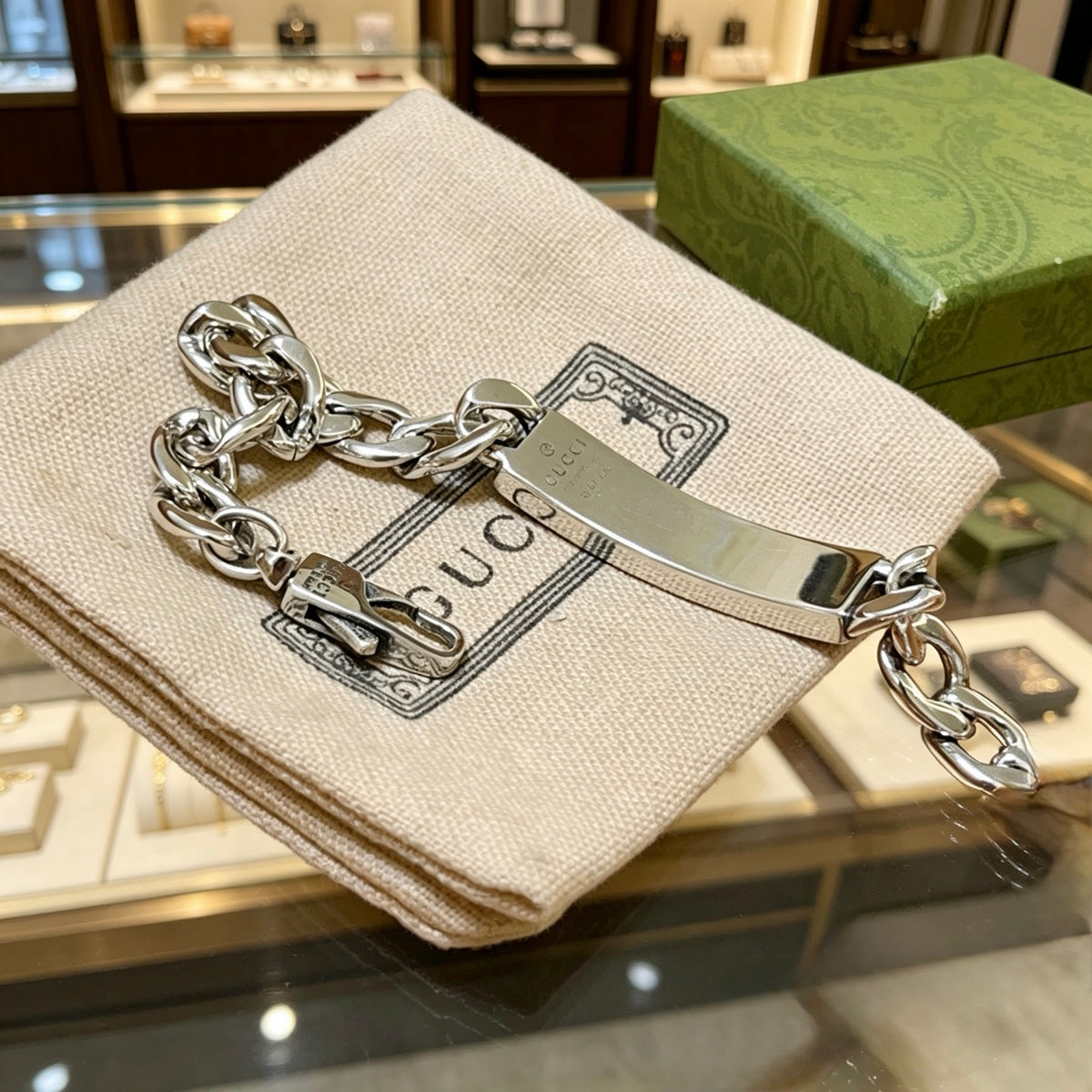 beige delicate Bracelet for men - alternate angle view 8