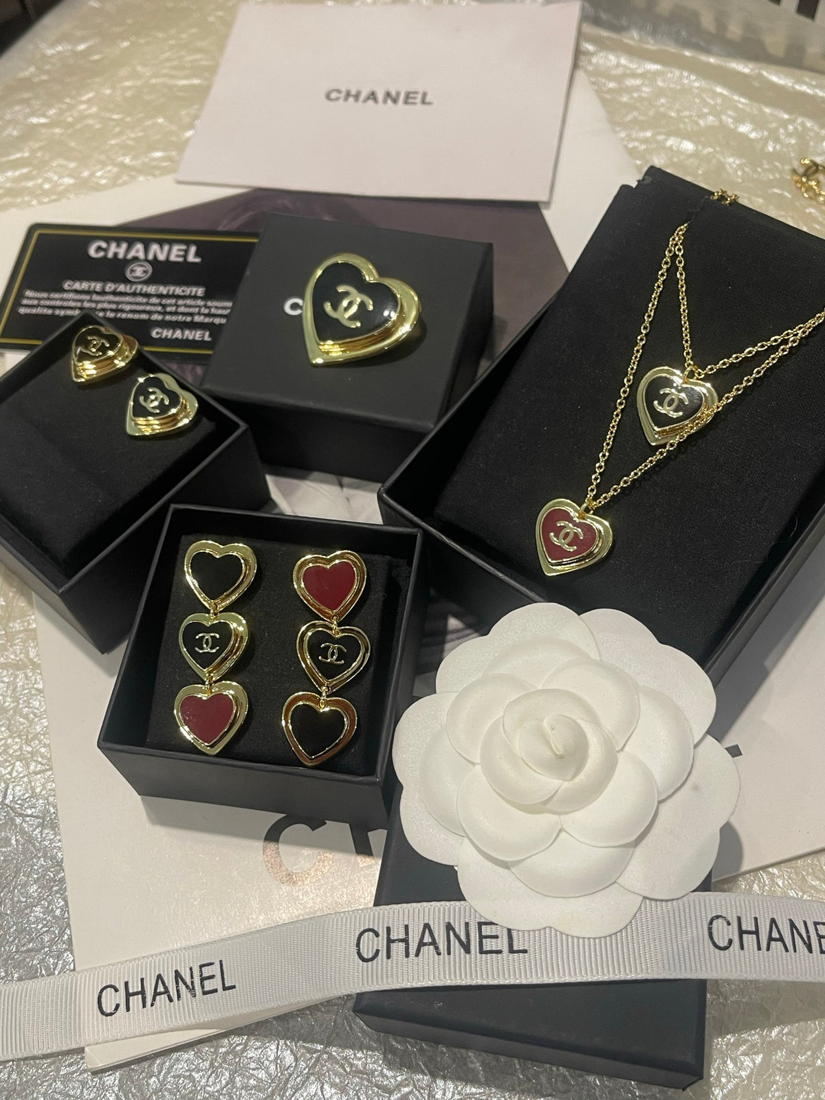 black and gold heart Drop Earrings for women - alternate angle view 4