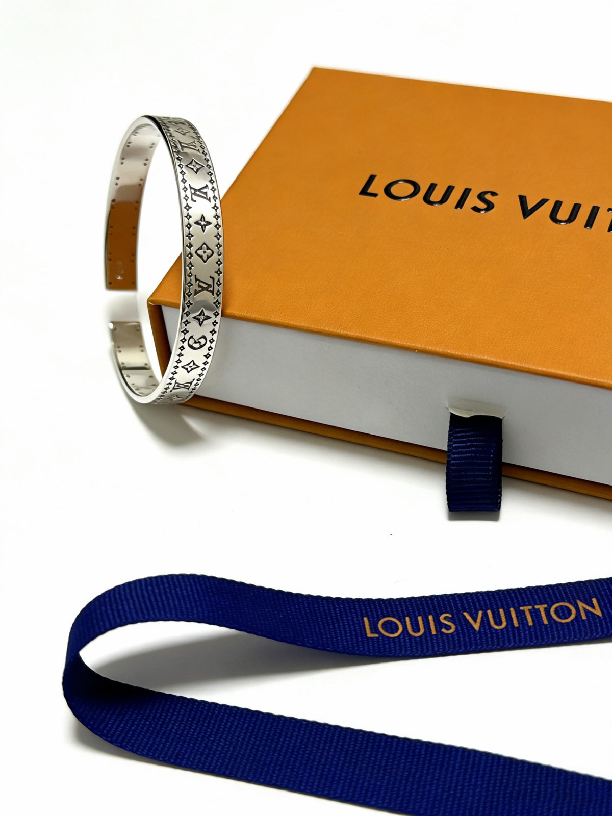 antique chain Bangle for men - alternate angle view 5