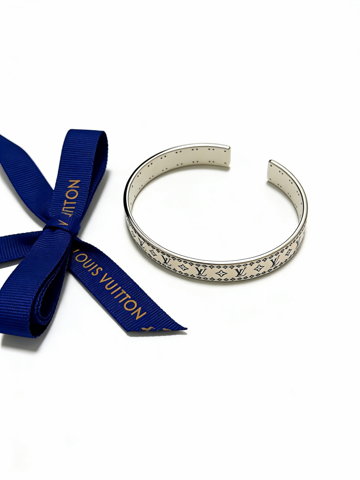 antique chain Bangle for men - alternate angle view 2