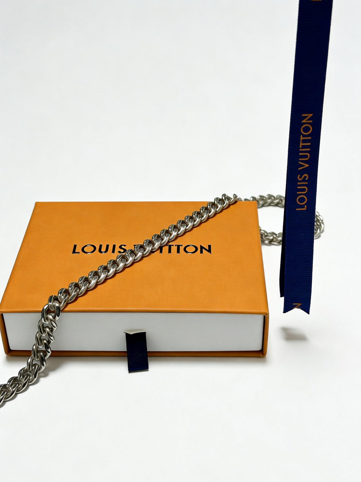 antique chain Necklace for men - alternate angle view 4