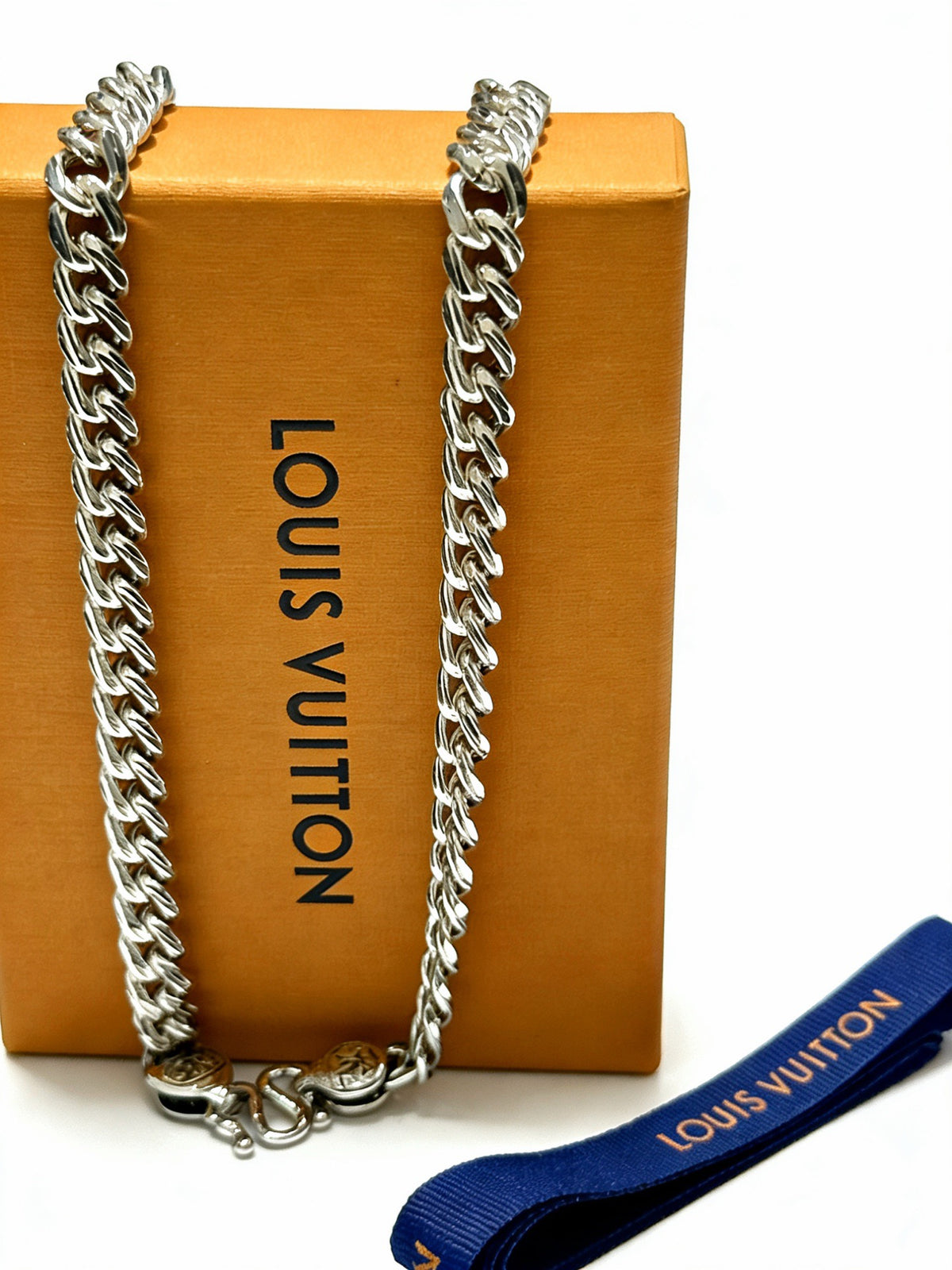 antique chain Necklace for men - alternate angle view 3
