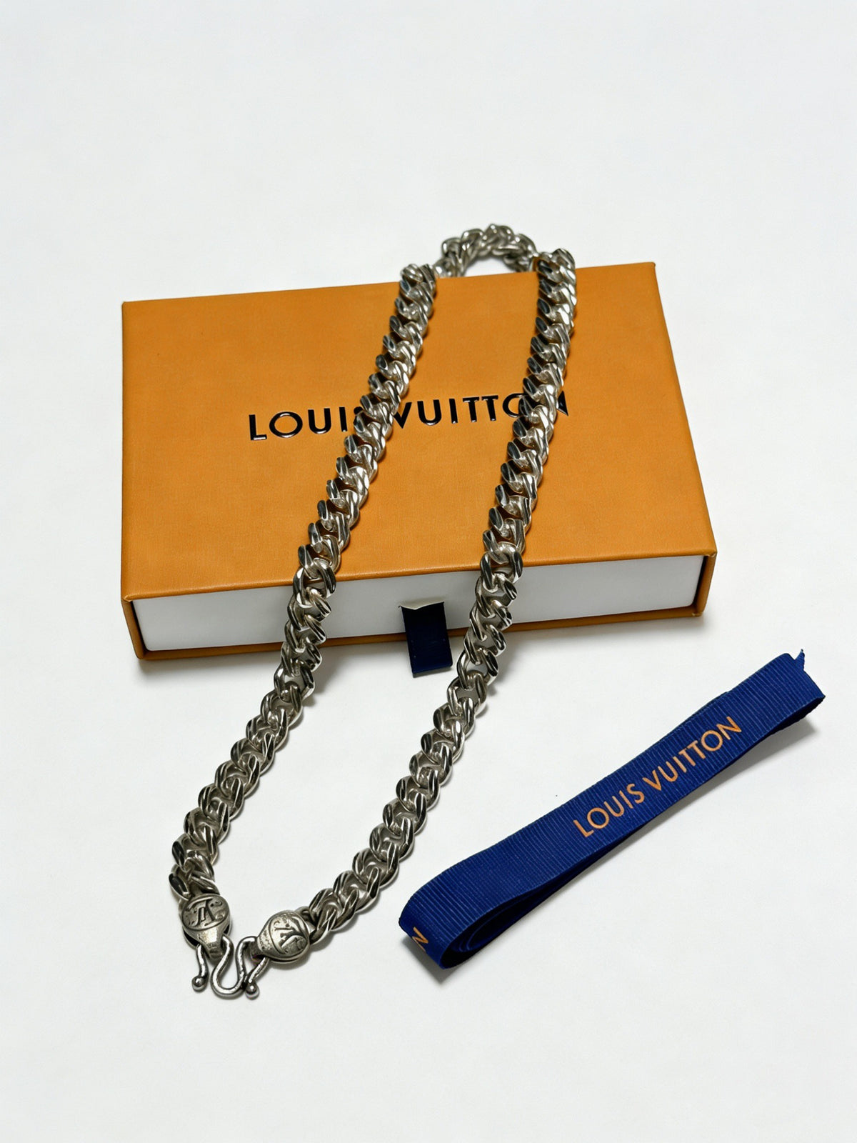 antique chain Necklace for men - product detail view