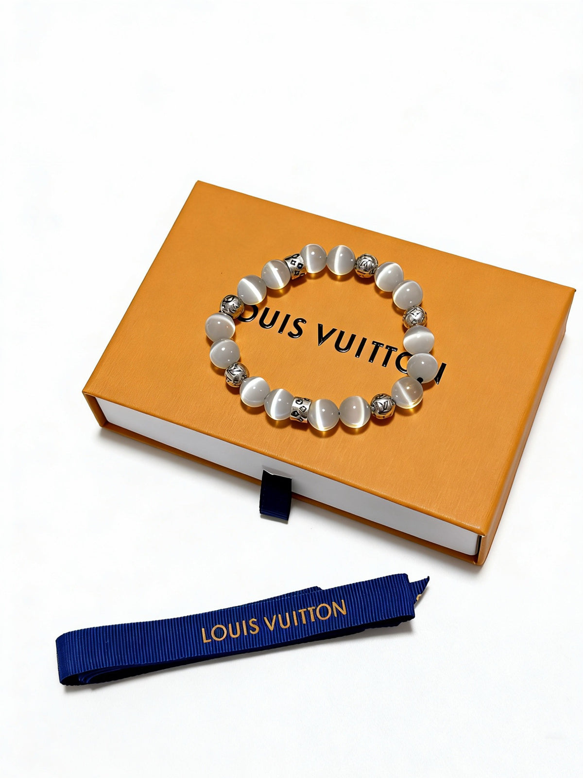 antique agate vintage Bracelet for men - product detail view