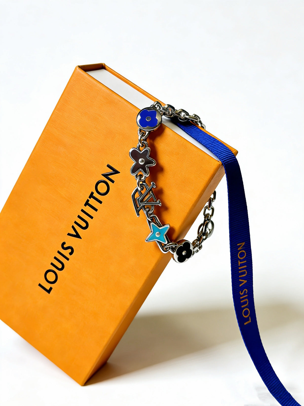 antique chain Bracelet for men - alternate angle view 5