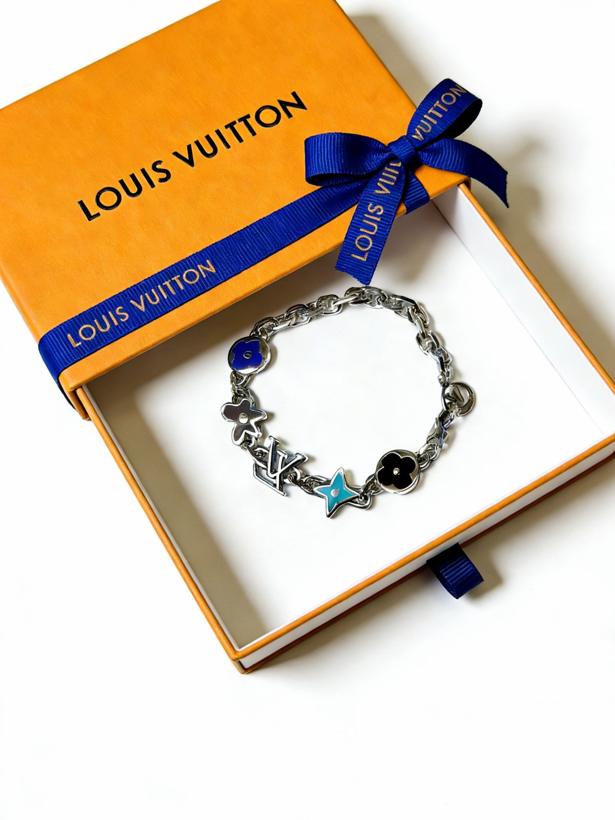 antique chain Bracelet for men - alternate angle view 2