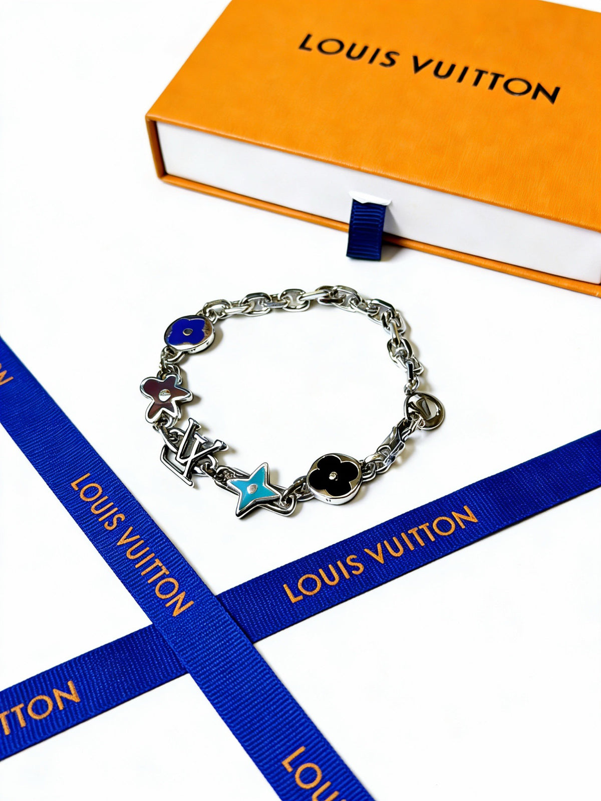 antique chain Bracelet for men - alternate angle view 4