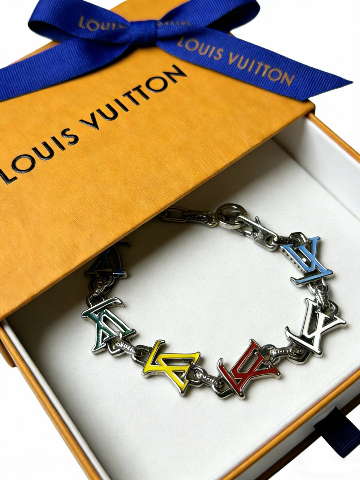 antique chain Bracelet for men - alternate angle view 4