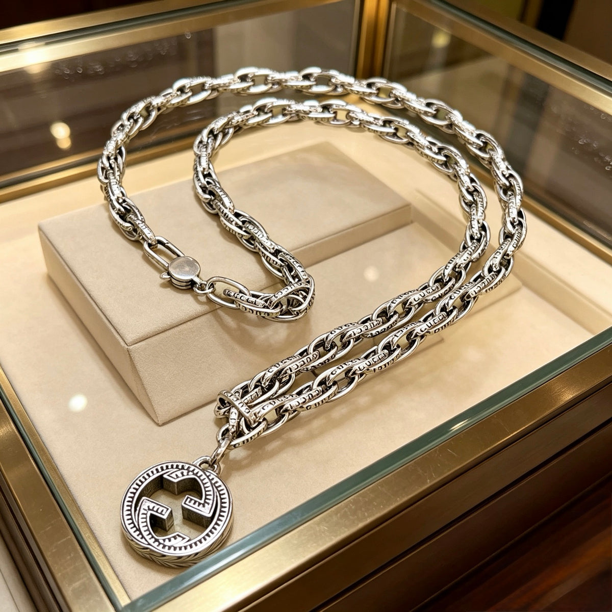antique double g Necklace for women - product detail view