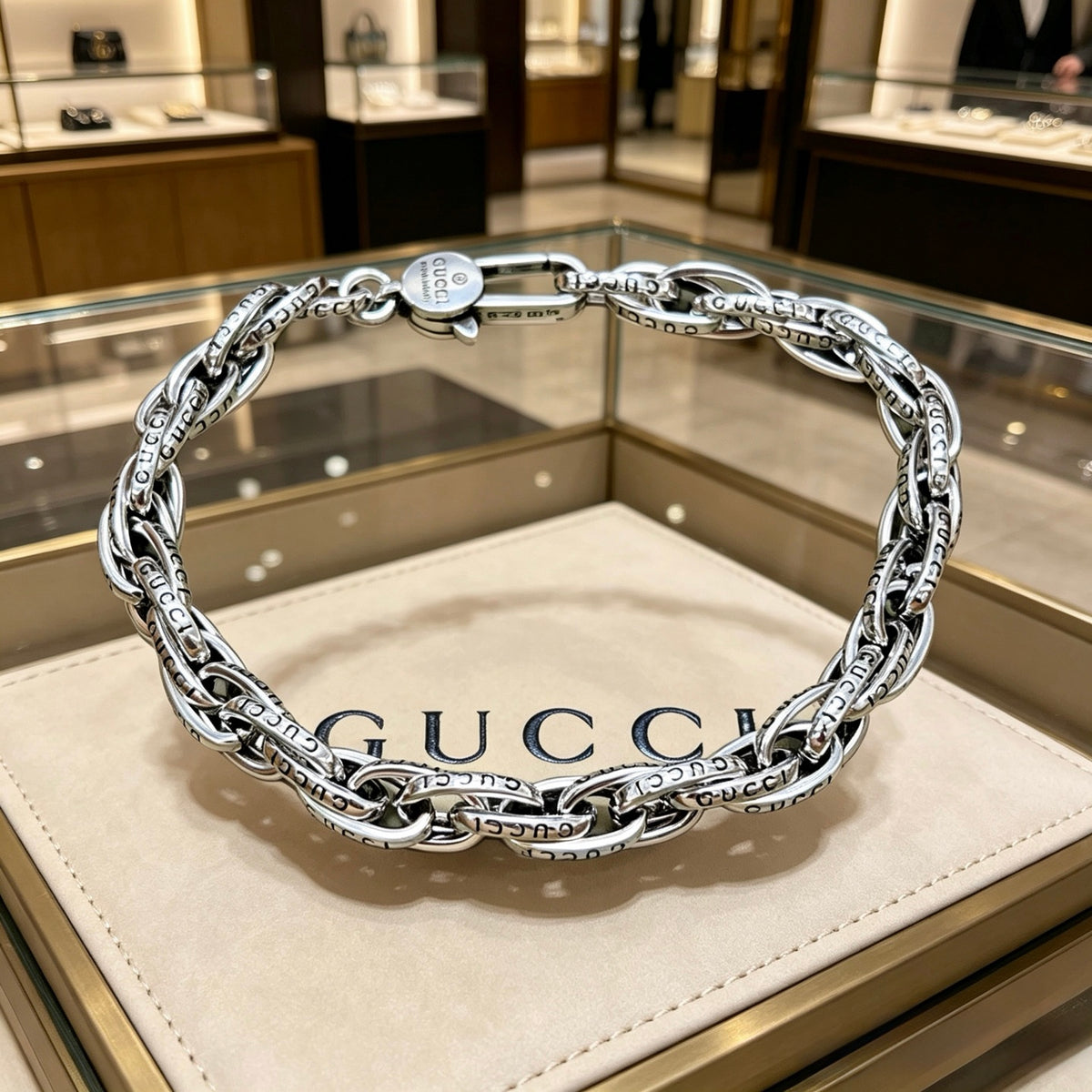 beige luxury Bracelet for men - alternate angle view 4