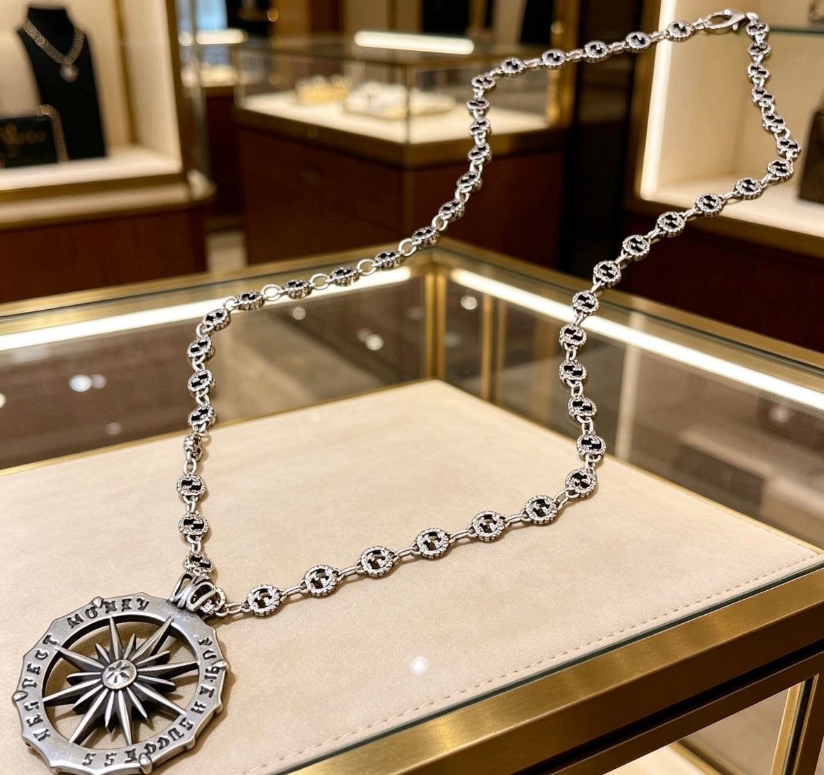 antique chain Necklace for women - alternate angle view 4