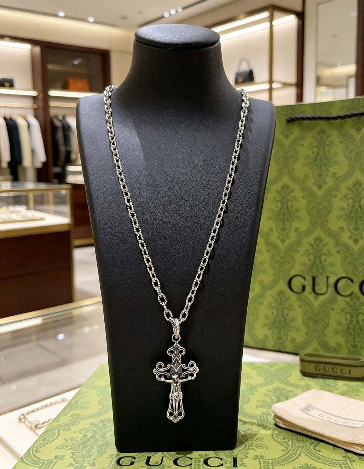 antique double g Necklace for women - product detail view
