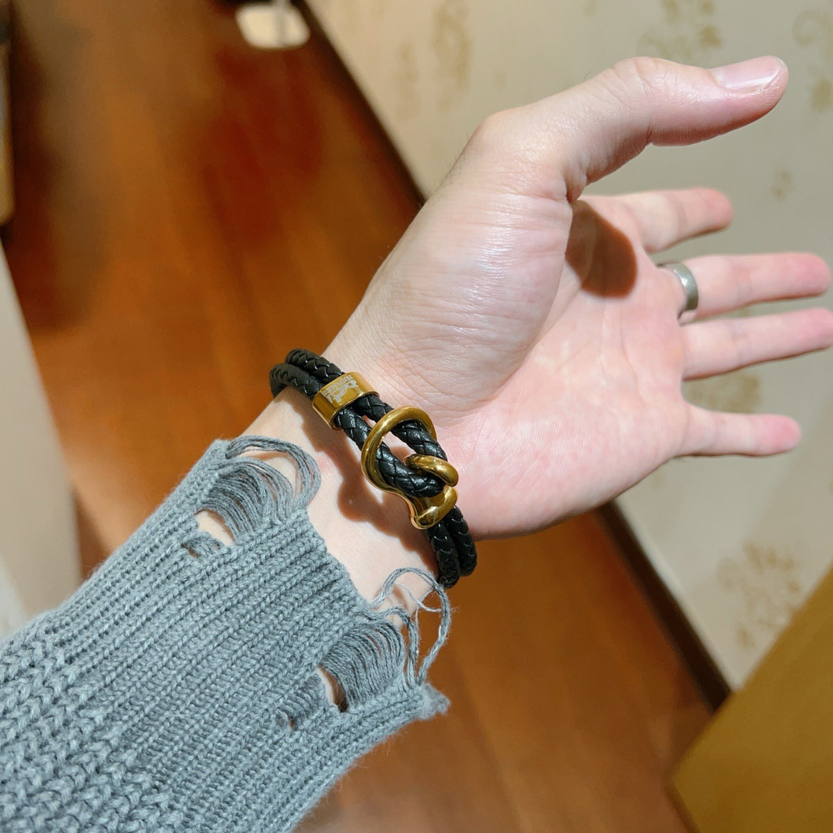 antique leather Bracelet for women - alternate angle view 4