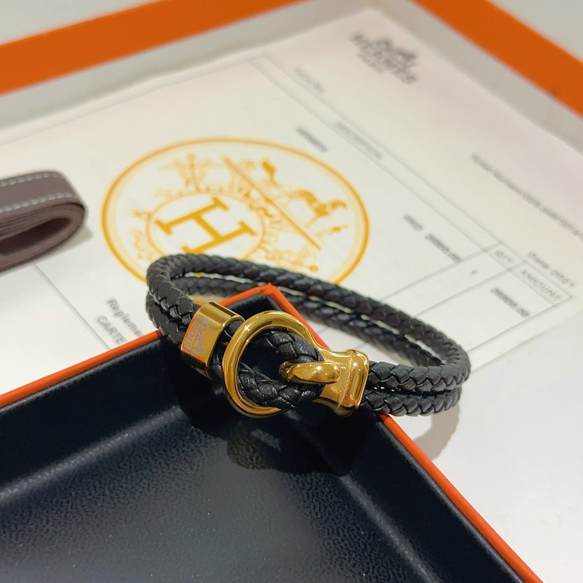 antique leather Bracelet for women - alternate angle view 8