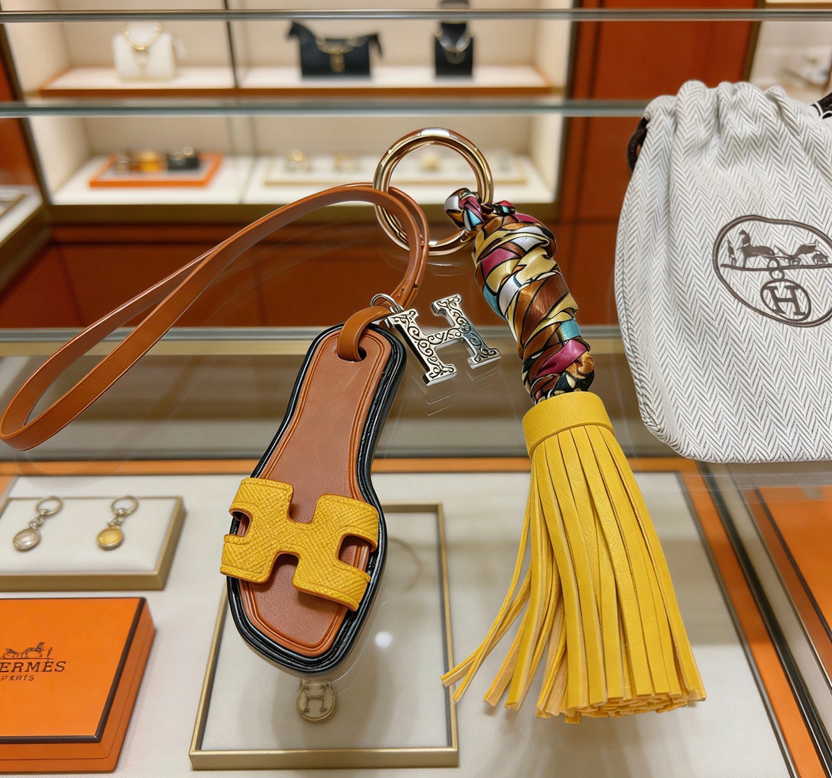 gold key Keychain for men - alternate angle view 6