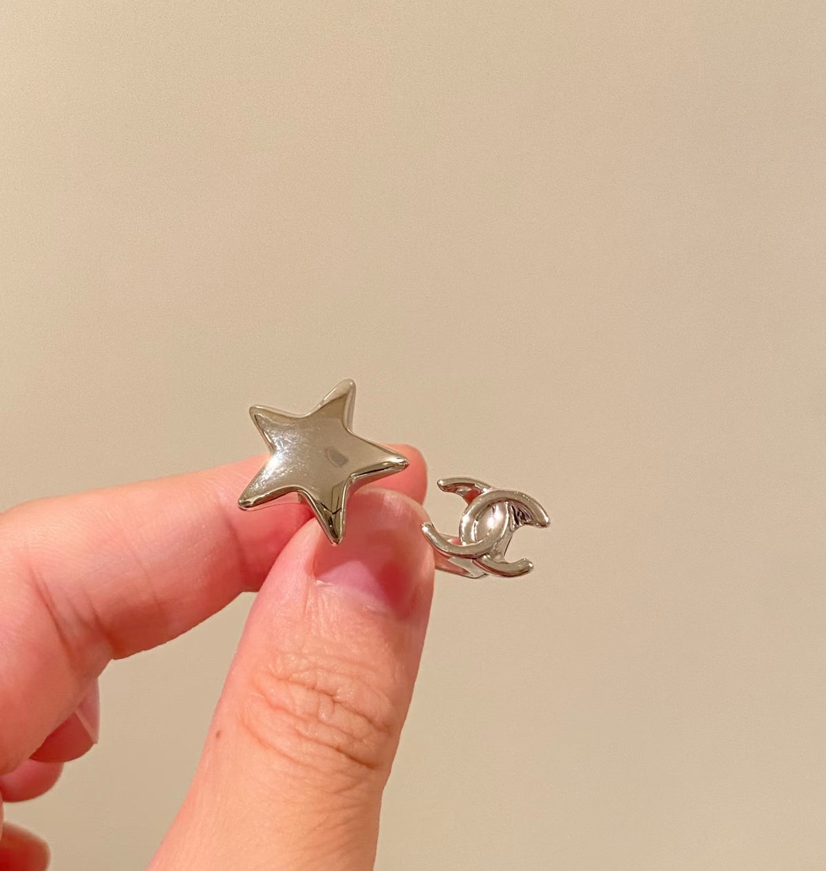 star Ring for women - alternate angle view 3